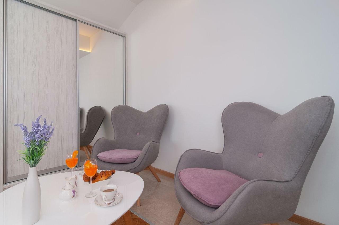 Beautiful Apartment With Private Pool Trogir Extérieur photo